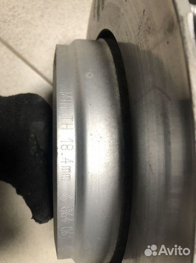 Тормозной диск BMW 34216864061 задний E60