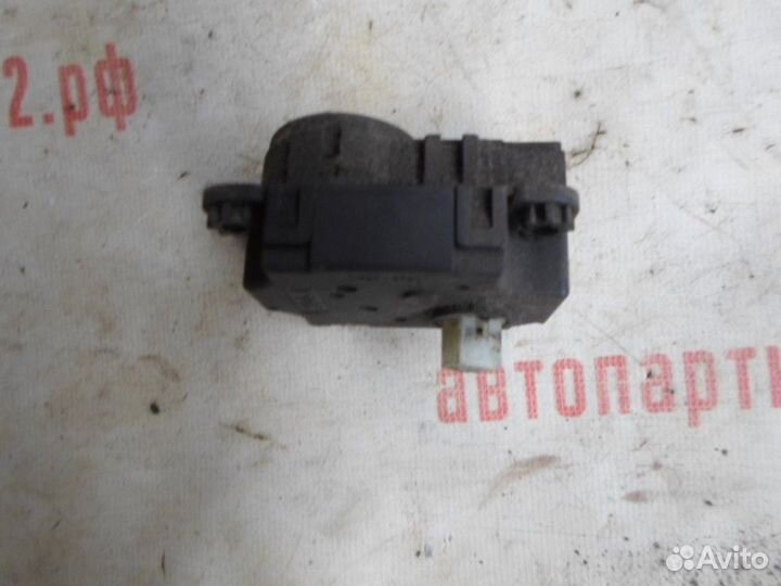 Моторчик заслонки печки Renault Megane 2 2002-2008