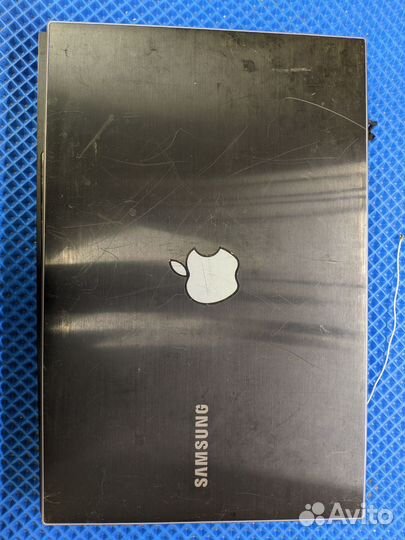 Разбор Samsung NP300V5A