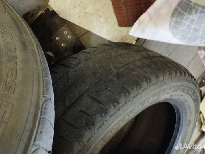 Aderenza ADZA66 275/50 R20 27M