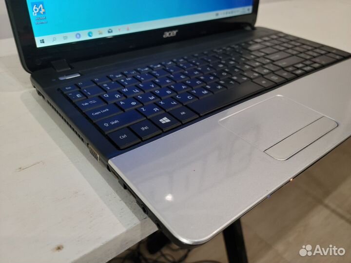 Шустрый ноутбук Acer Pentium/GT620M/240SSD