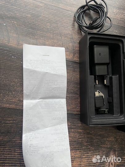 Samsung Galaxy S10, 8/128 ГБ