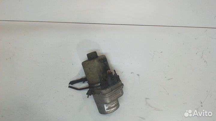 Насос усилителя руля Skoda Fabia, 2004