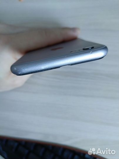iPhone 6S, 128 ГБ