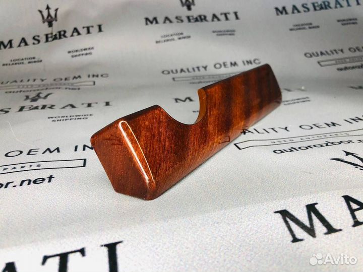 Накладка на торпедо (консоль) левая нижняя