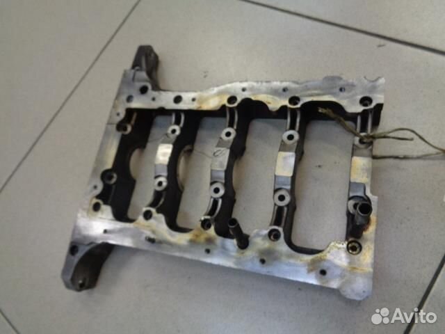 Крышка двигателя Opel Corsa D 2006-2014