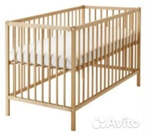 Кроватка детская IKEA цвет светлого дерева