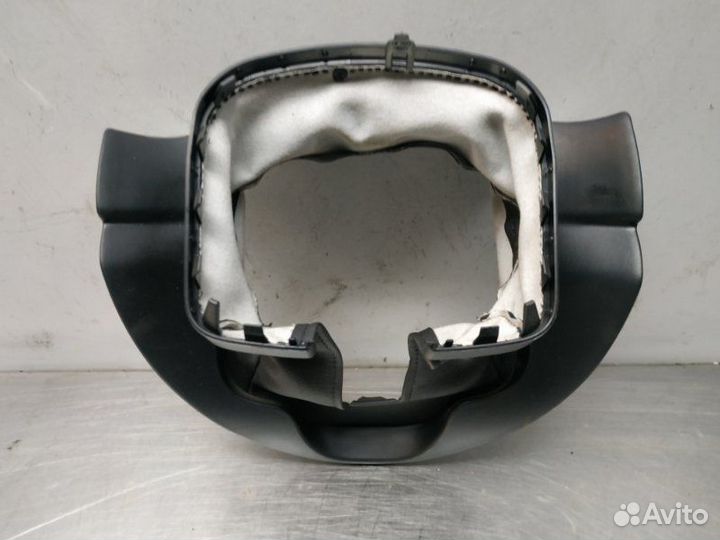 Кожух рулевой колонки Jeep Grand Cherokee WK2