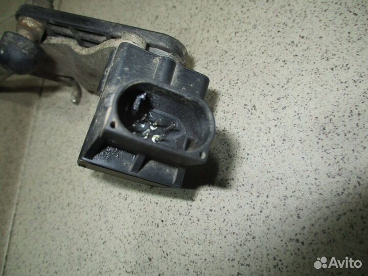 Датчик регулировки просвета BMW 6-Series (E63/E64)