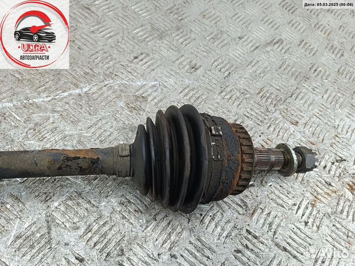Полуось передняя правая б/у Opel Vectra B