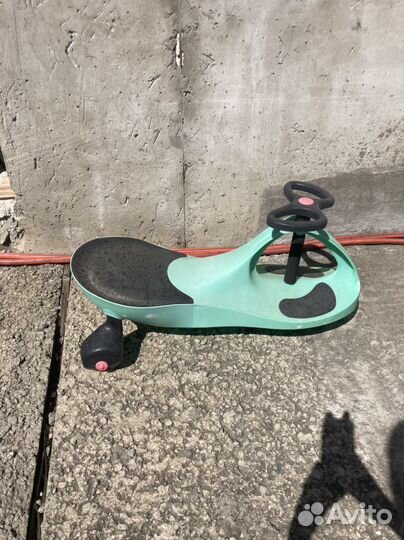 Машинка-каталка бебикар