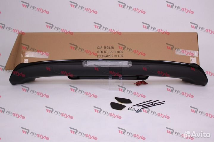 Спойлер Toyota Land Cruiser 100 T902