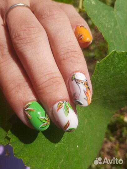 Маникюр педикюр