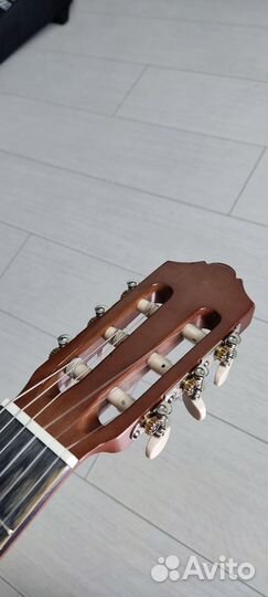 Классическая гитара yamaha c40