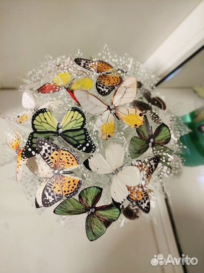 Букет из бабочек в коробке
