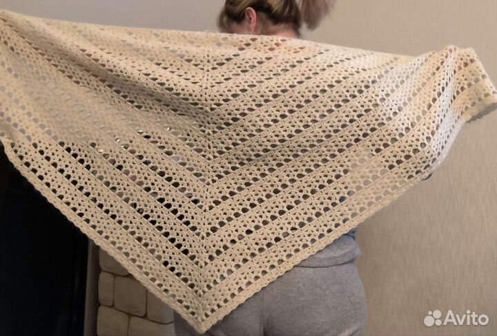 Платок, шаль,бактус