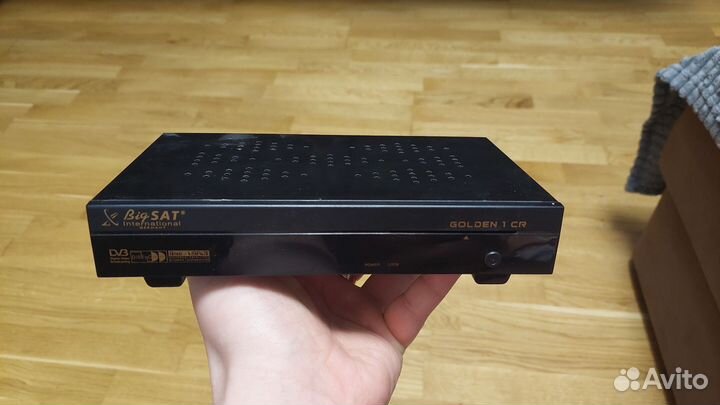 Цифровой спутниковый приёмник