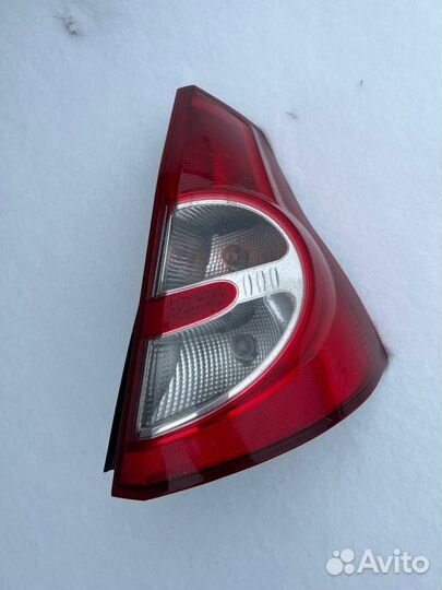 Фонарь заднего хода задний правый Renault Sandero