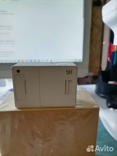 Экшн камера Yi Action Camera