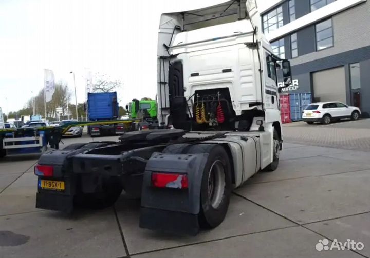 Pазбираем грузовик MAN TGS 2014-2016