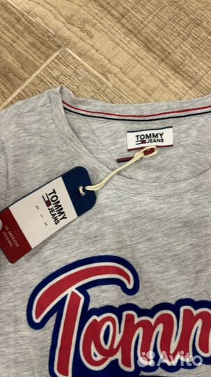 Tommy hilfiger футболка