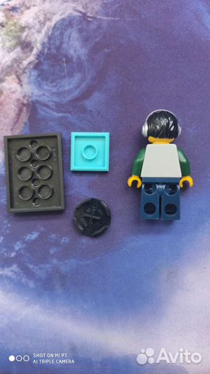 Лего минифигурка 8 серия диджей
