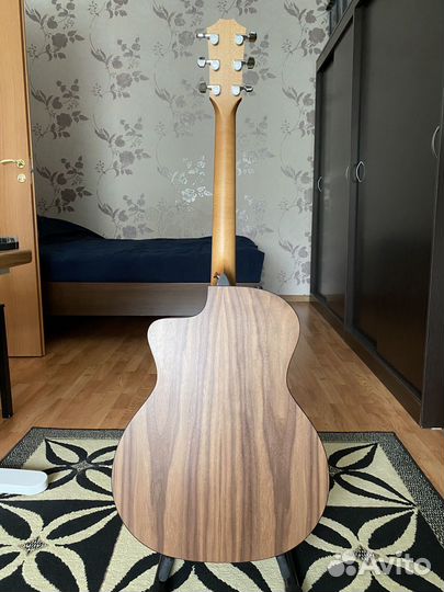 Новая гитара Taylor 114ce