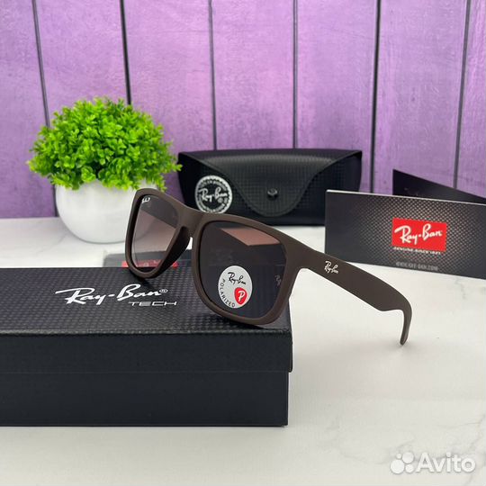 Солнцезащитные очки ray ban