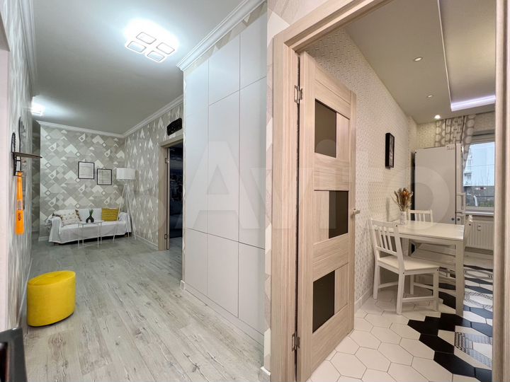 3-к. квартира, 80 м², 1/5 эт.