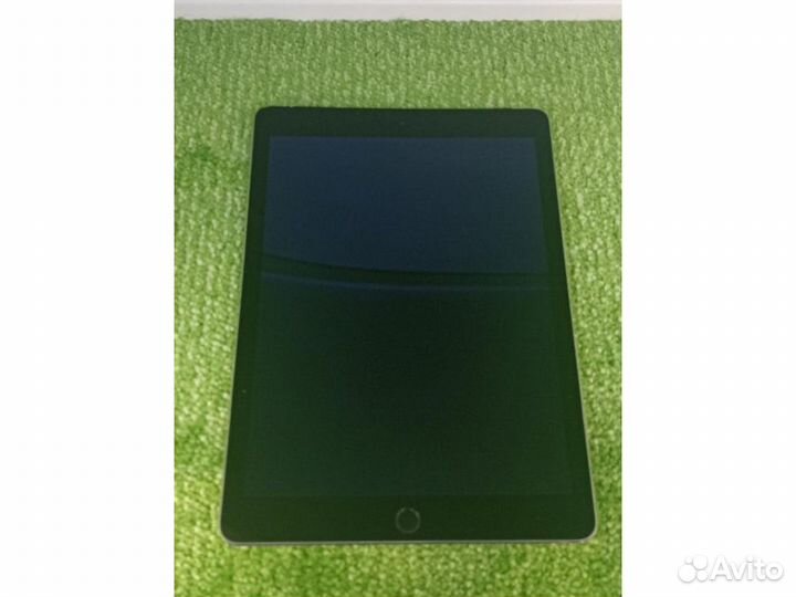 Планшет Apple iPad Air 2 16Gb Wi-Fi + Cellular б/у