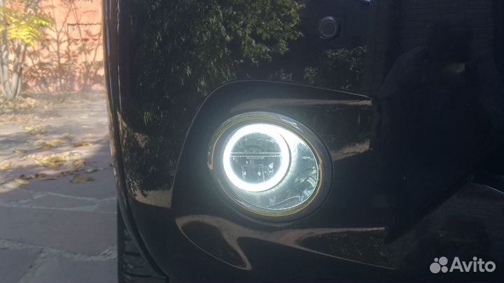Противотуманные фары с огнями дневного хода