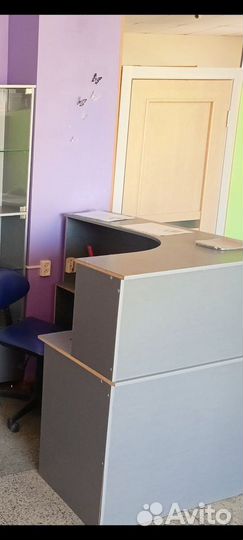 Стелаж,стол,шкаф