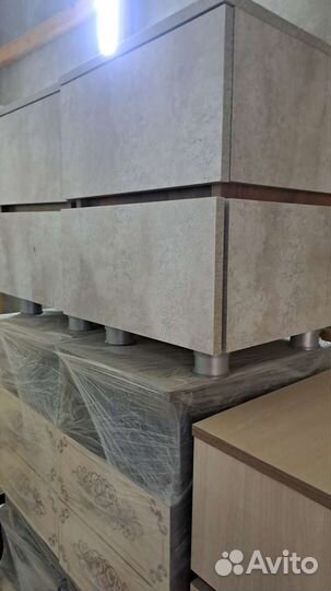 Тумба прикроватная