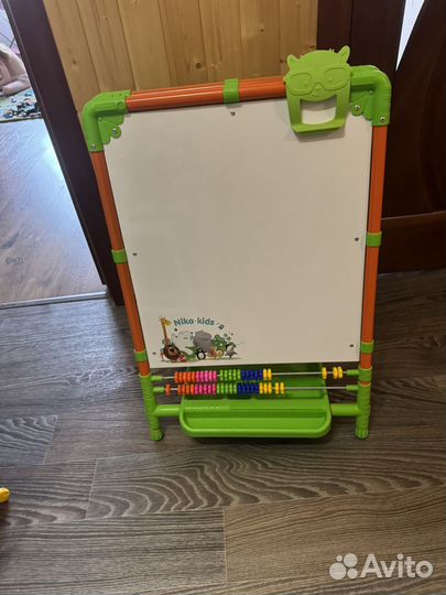 Мольберт растущий