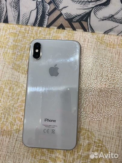 iPhone X, 64 ГБ