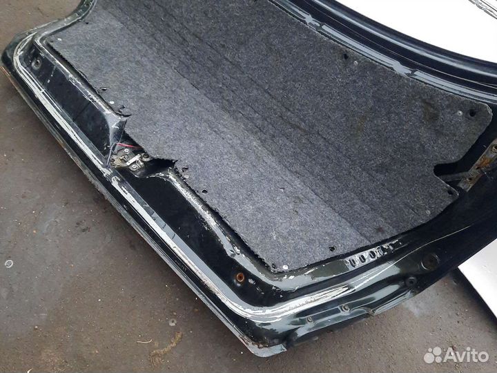 Крышка багажника mazda 626