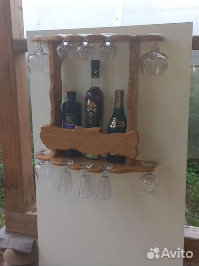 Винная полка из дерева