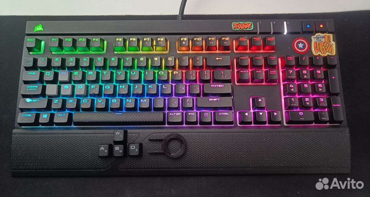 Игровая клавиатура Corsair Strafe RGB
