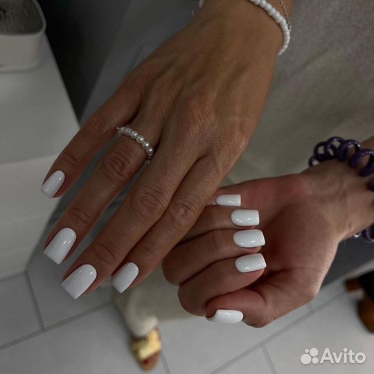 Маникюр педикюр