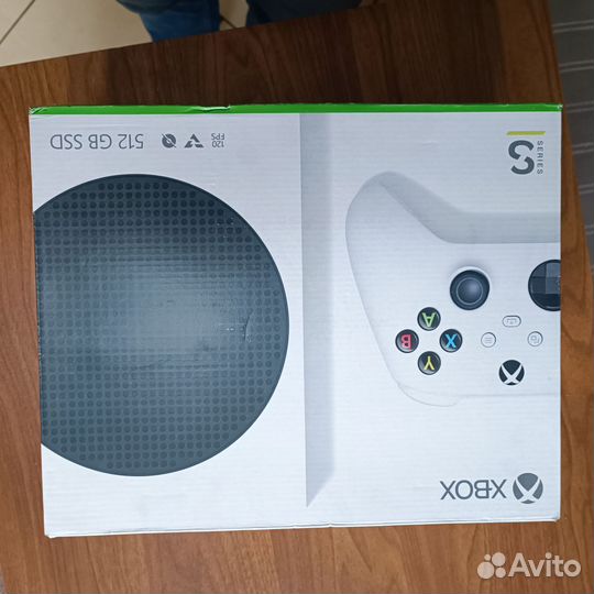 Xbox series s, новый, гарантия 12 месяцев