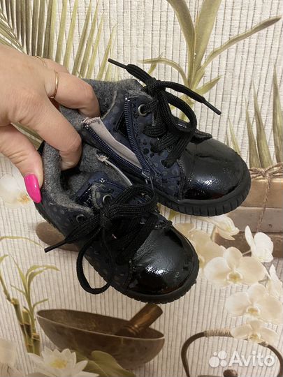 Сапожки для девочки