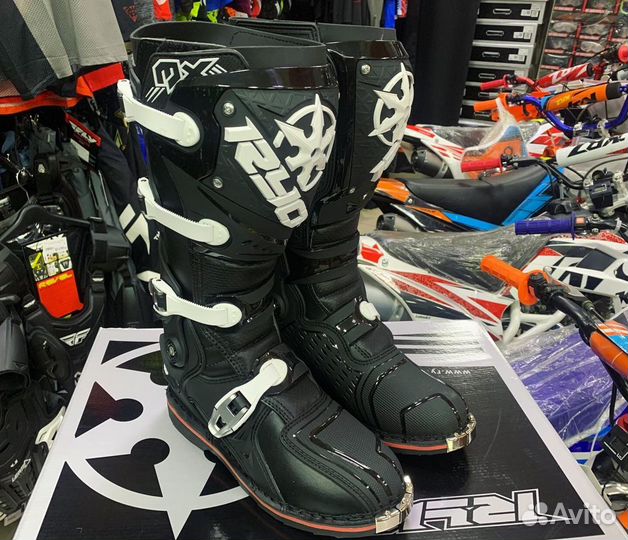 Мотоботы Ryo MX 7