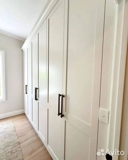 Светлый шкаф для вашего дома