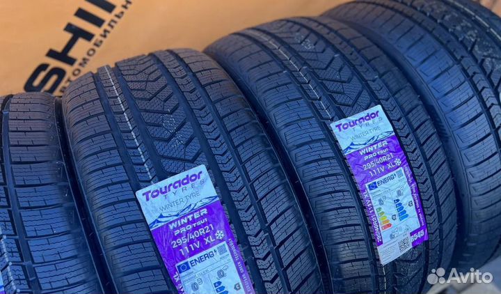 Tourador Winter Pro TSU1 295/40 R21 19T