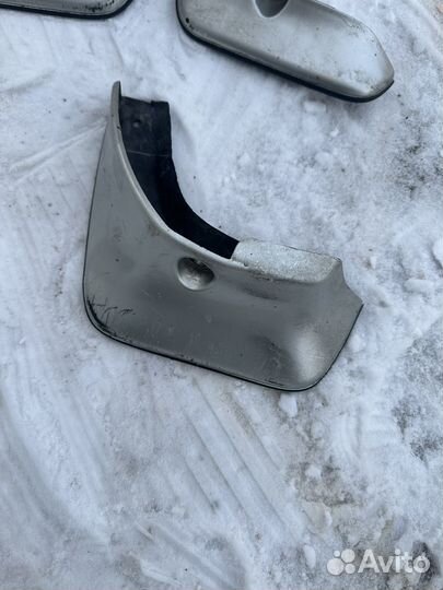 Брызговики для тойота премио