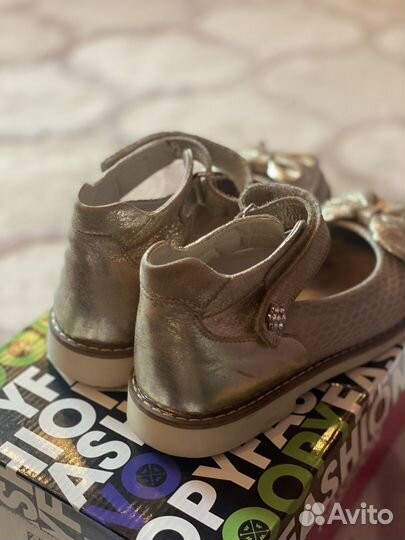 Туфли для девочки woopy