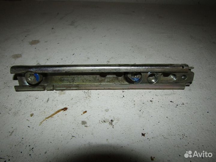 Механизм регулировки ремня безопасности Sandero 20