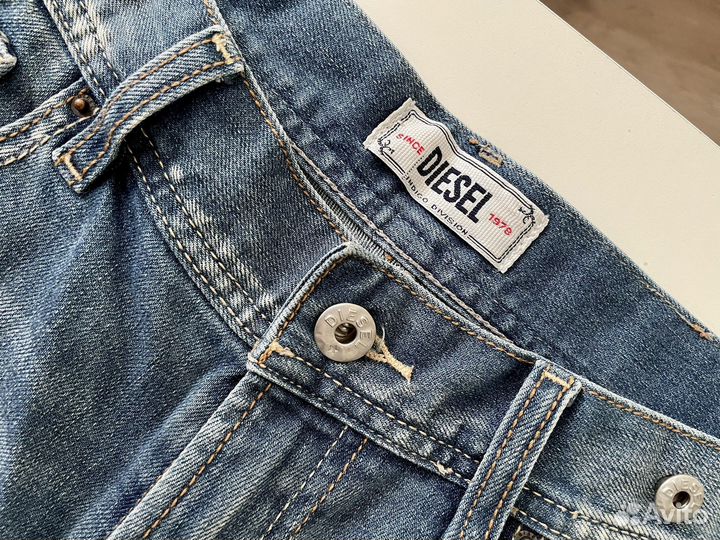 Шорты женские