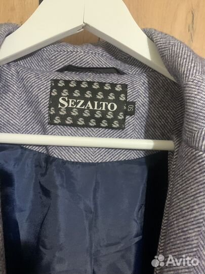 Пальто новое