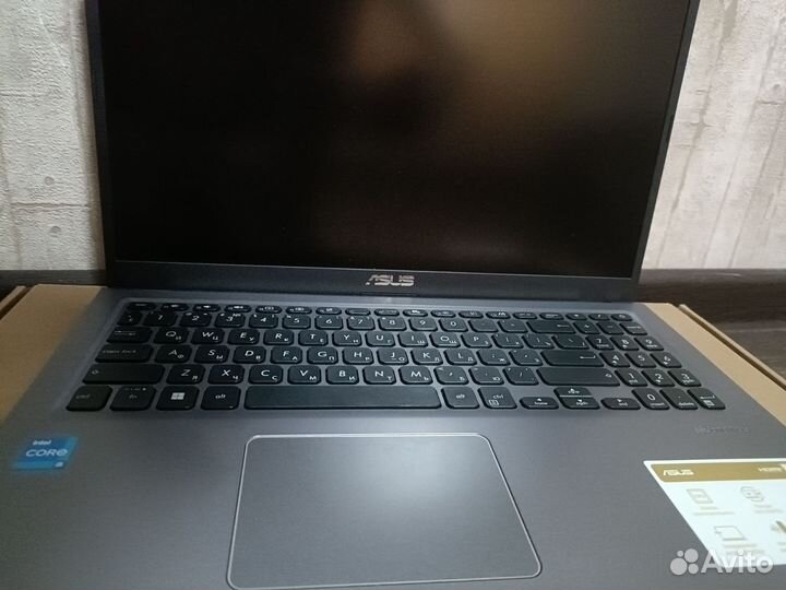 Asus X515E